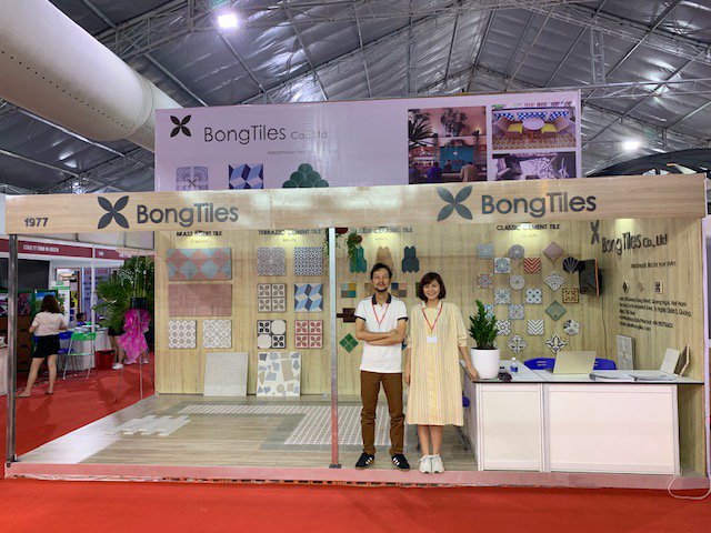 BongTiles Team tại hội chợ VietBuild 2019